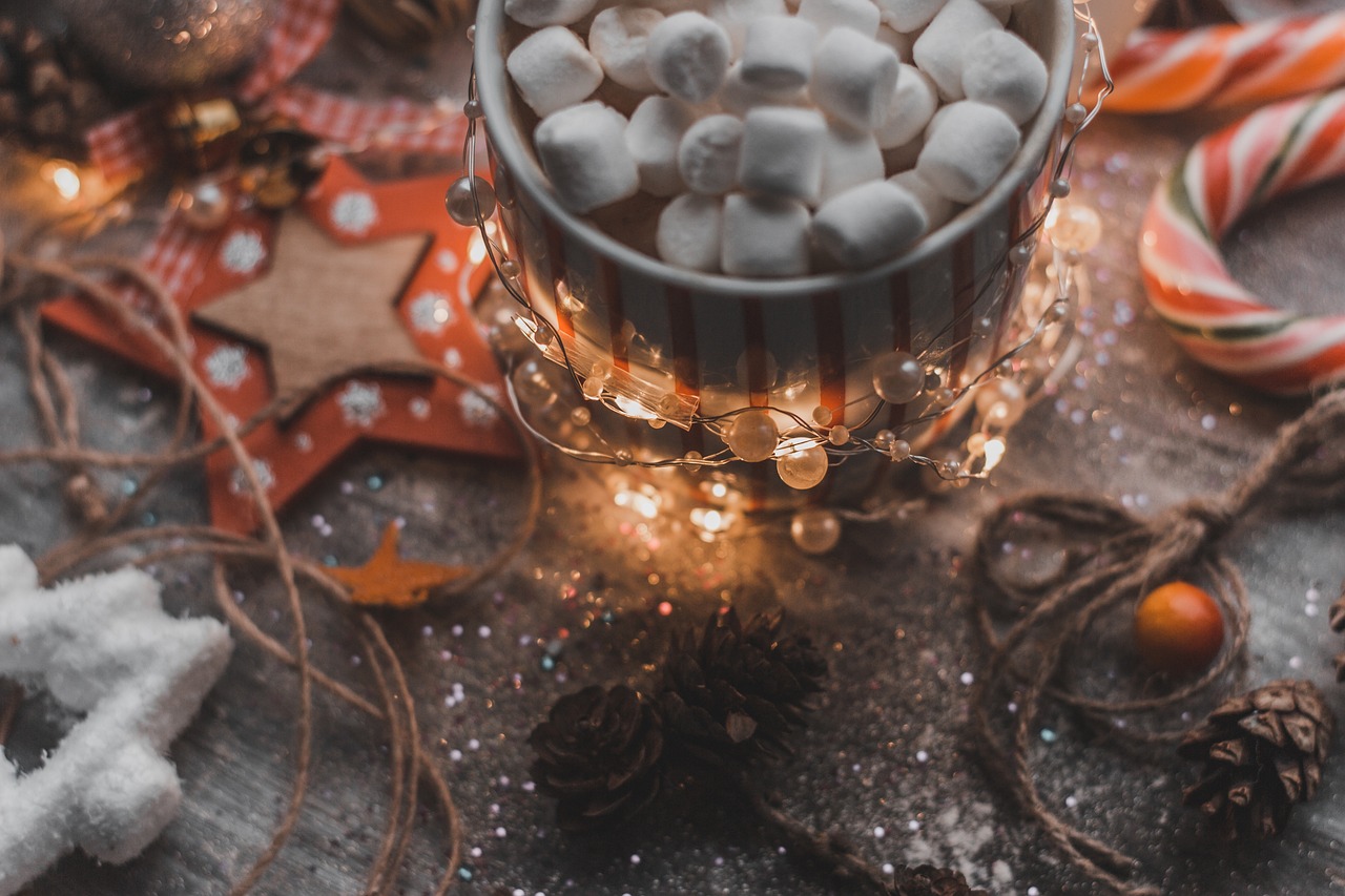 How to Recycle Christmas Lights and Other Holiday Decorations